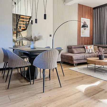Dom Neuhaus Apartment